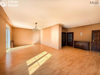 Rent atypical apartment Chomutov, Zborovská č. 13