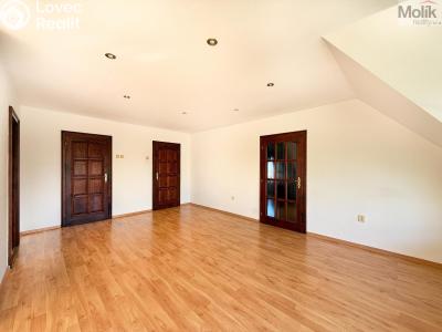 Rent atypical apartment Chomutov, Zborovská č. 30