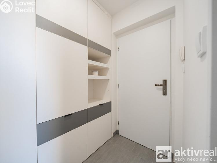 Pronájem bytu 1+KK Praha, Libědická č. 16