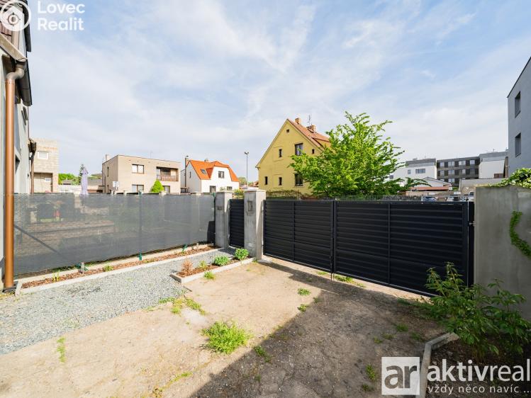 Pronájem bytu 1+KK Praha, Libědická č. 24