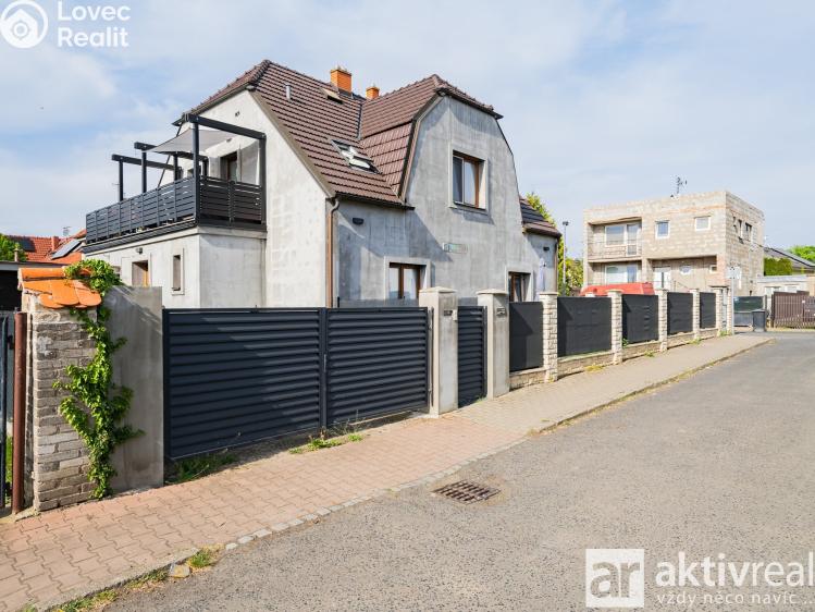 Pronájem bytu 1+KK Praha, Libědická č. 25
