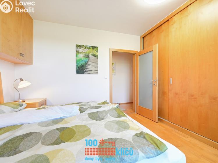 Rent apartment 3+KK Praha, Nepilova 903/1 č. 10