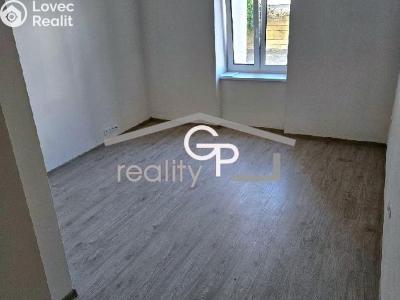 Pronájem bytu 1+KK České Budějovice, Rudolfovská tř. č. 2