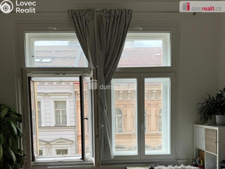 Pronájem bytu 2+KK Praha 2, Mánesova č. 11