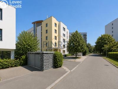 Rent commercial properties Praha, Devonská č. 13