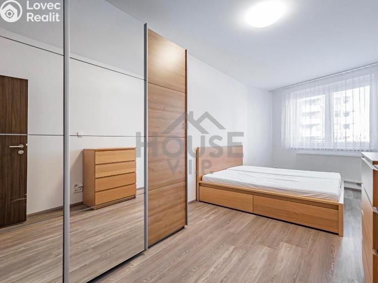 Prodej bytu 2+KK Praha, Svitákova 2902/16 č. 3