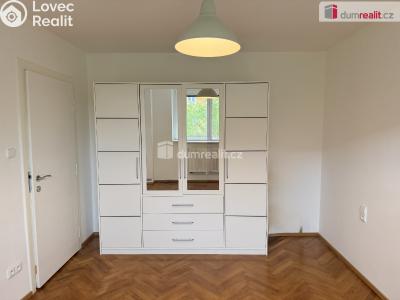 Pronájem bytu 2+KK Ostrov, Lidická č. 4