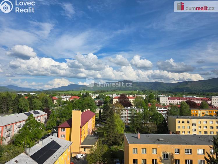 Pronájem bytu 3+1 Frenštát pod Radhoštěm, Školská čtvrť č. 4