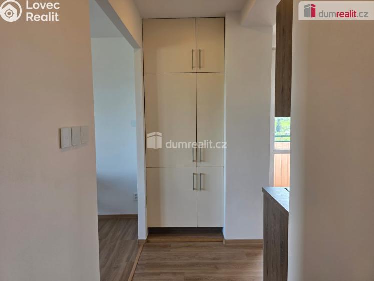 Pronájem bytu 3+1 Frenštát pod Radhoštěm, Školská čtvrť č. 6