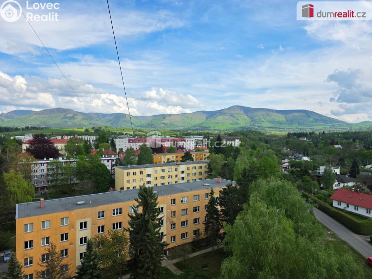 Pronájem bytu 3+1 Frenštát pod Radhoštěm, Školská čtvrť č. 12