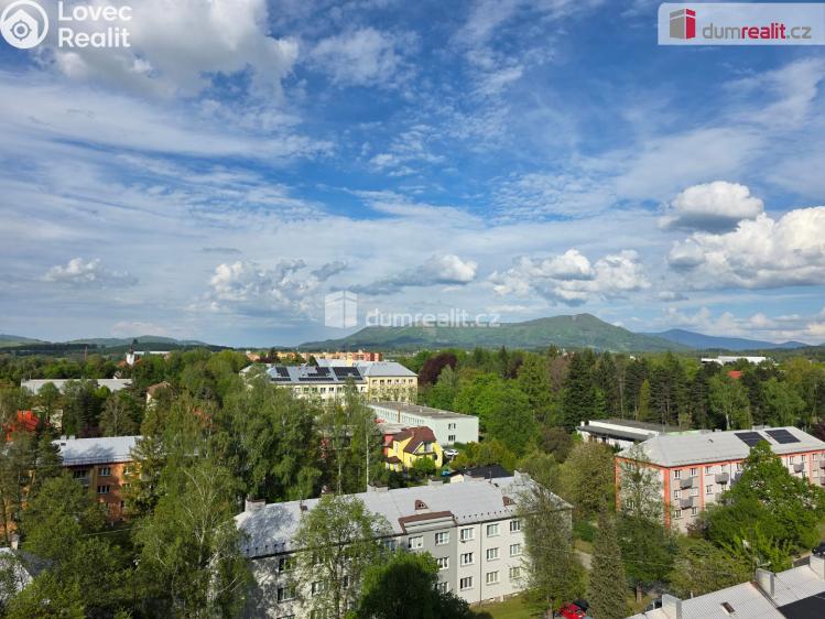 Pronájem bytu 3+1 Frenštát pod Radhoštěm, Školská čtvrť č. 14