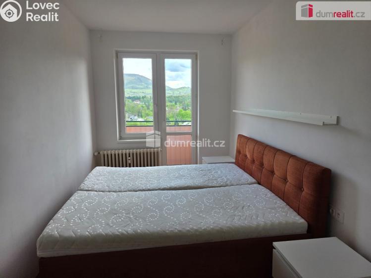Pronájem bytu 3+1 Frenštát pod Radhoštěm, Školská čtvrť č. 16