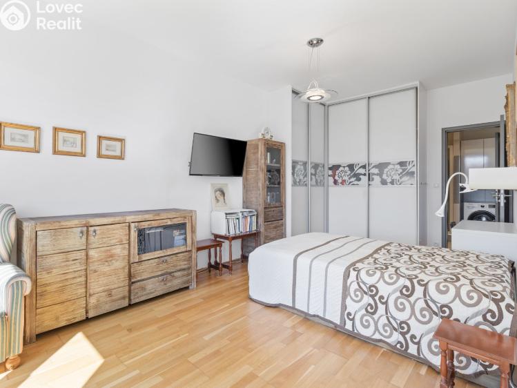 Продажа квартиры 2+KK Praha, Korunní 2569/108h č. 5