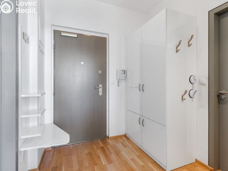 Продажа квартиры 2+KK Praha, Korunní 2569/108h č. 13