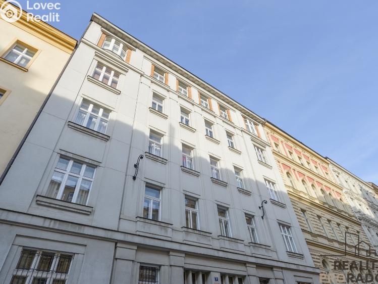 Pronájem bytu 1+KK Praha, Hálkova č. 14