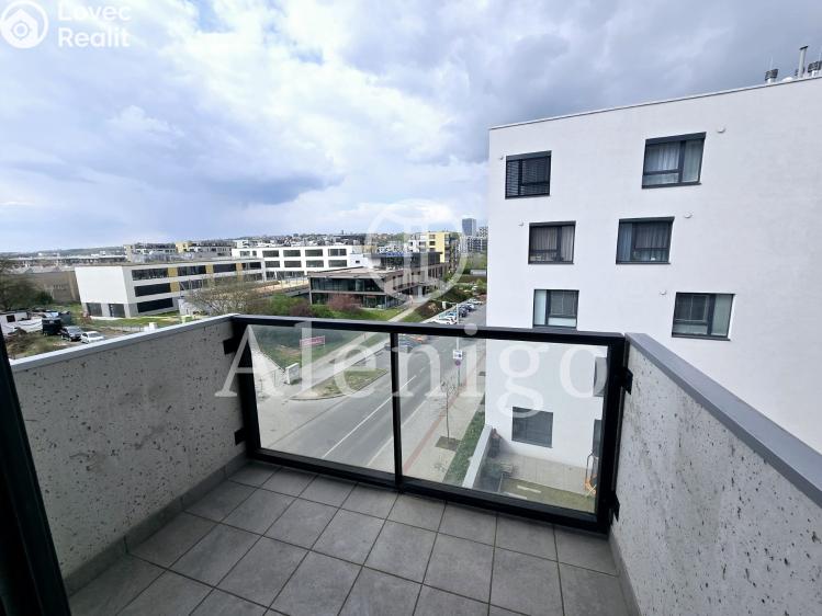 Prodej bytu 2+KK Praha, Poděbradská č. 16
