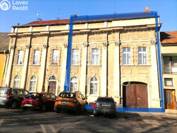 Продажа семейного дома Kostelec nad Labem, nám. Komenského č. 1