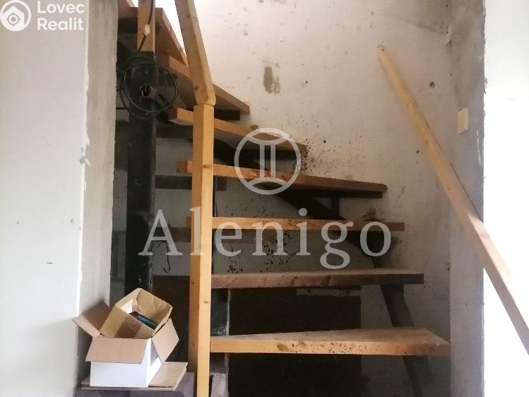 Продажа семейного дома Kostelec nad Labem, nám. Komenského č. 9