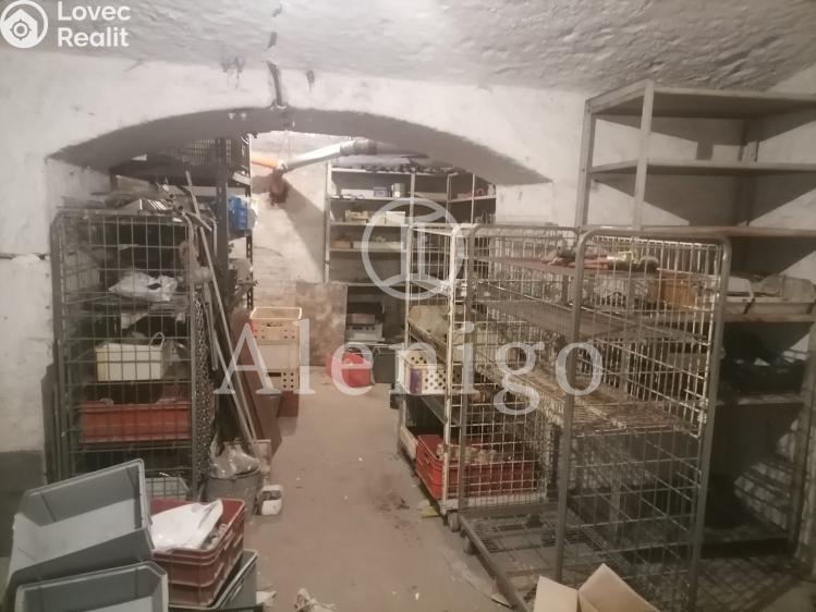 Продажа семейного дома Kostelec nad Labem, nám. Komenského č. 25