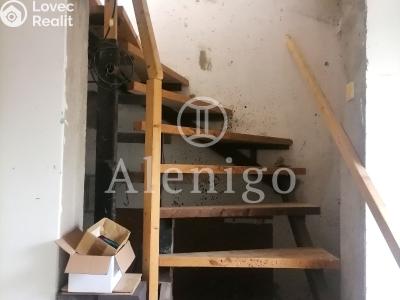 Продажа семейного дома Kostelec nad Labem, nám. Komenského č. 9