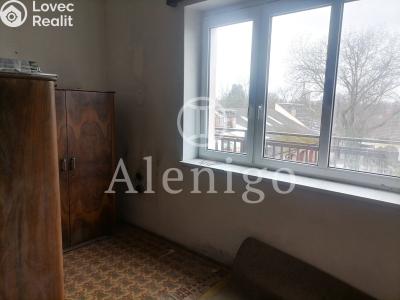 Продажа семейного дома Kostelec nad Labem, nám. Komenského č. 12