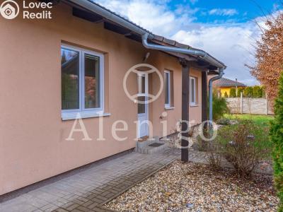 Продажа семейного дома Kostelec nad Labem, Květná č. 5