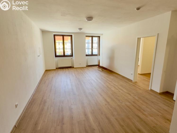 Pronájem bytu 2+KK Třebíč, Karlovo nám. č. 3