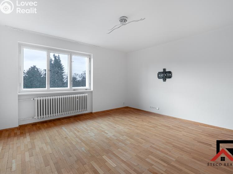 Sale apartment 3+1 Praha, Jívanská č. 10