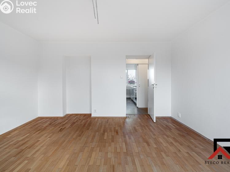 Sale apartment 3+1 Praha, Jívanská č. 12