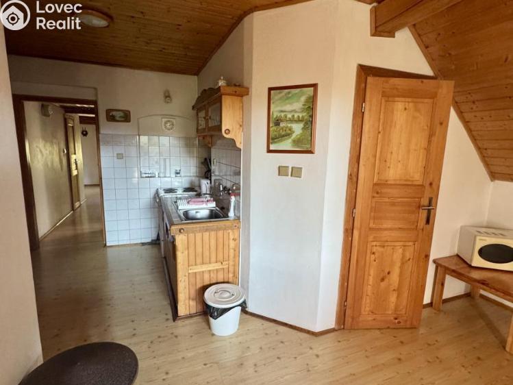 Продажа гостиницы Rotava, Růžové údolí č. 34