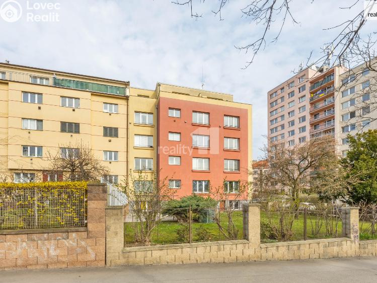 Prodej bytu 2+KK Praha 4, Sedlčanská č. 17