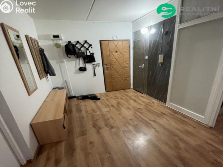 Prodej bytu 2+1 Klášterec nad Ohří, 17. listopadu č. 13