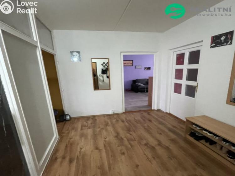 Prodej bytu 2+1 Klášterec nad Ohří, 17. listopadu č. 1