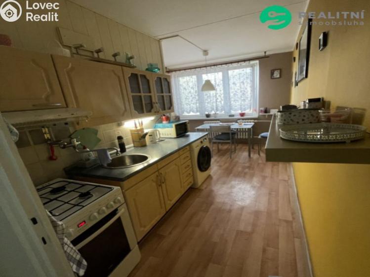 Prodej bytu 2+1 Klášterec nad Ohří, 17. listopadu č. 10