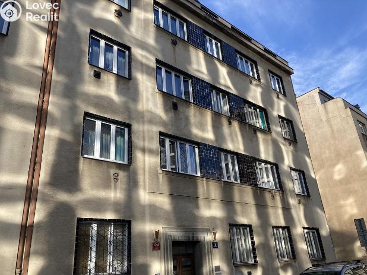 Pronájem bytu 1+KK Praha, Doudlebská 1046/8 č. 3