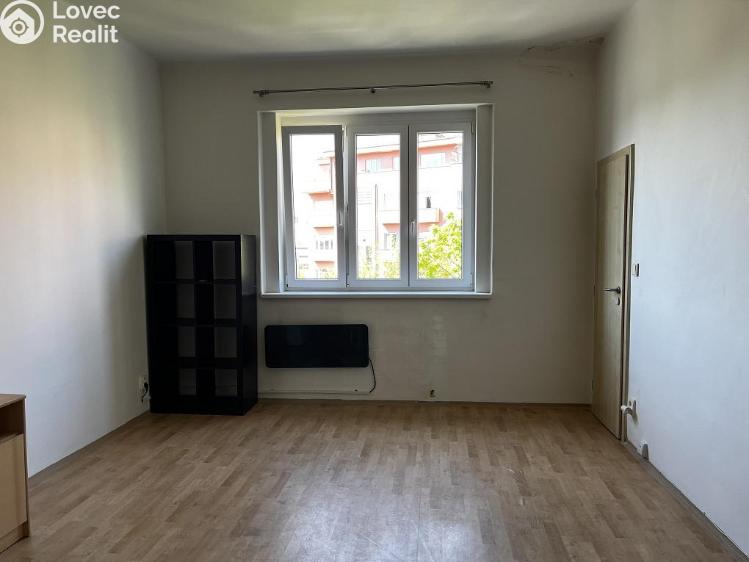 Pronájem bytu 1+KK Praha, Doudlebská 1046/8 č. 7
