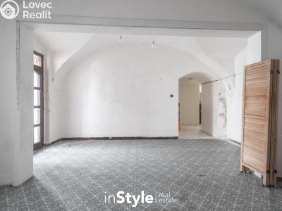 Pronájem obchodního prostoru Uherské Hradiště, Prostřední č. 5