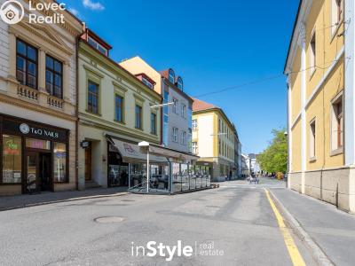 Pronájem kanceláře Uherské Hradiště, Nádražní 307 č. 17