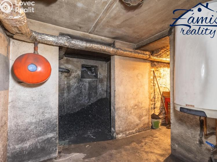 Продажа семейного дома Pchery, Karla Kouteckého 124 č. 24