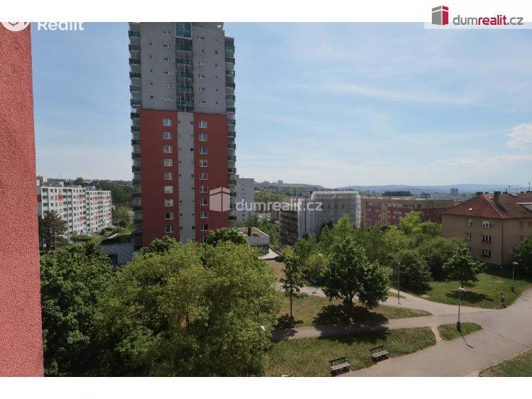 Pronájem bytu 2+1 Praha 12, Pejevové č. 10