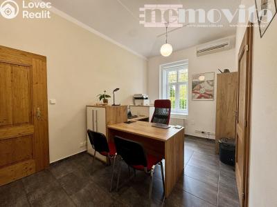 Pronájem obchodního prostoru Hradec Králové, Chelčického č. 4