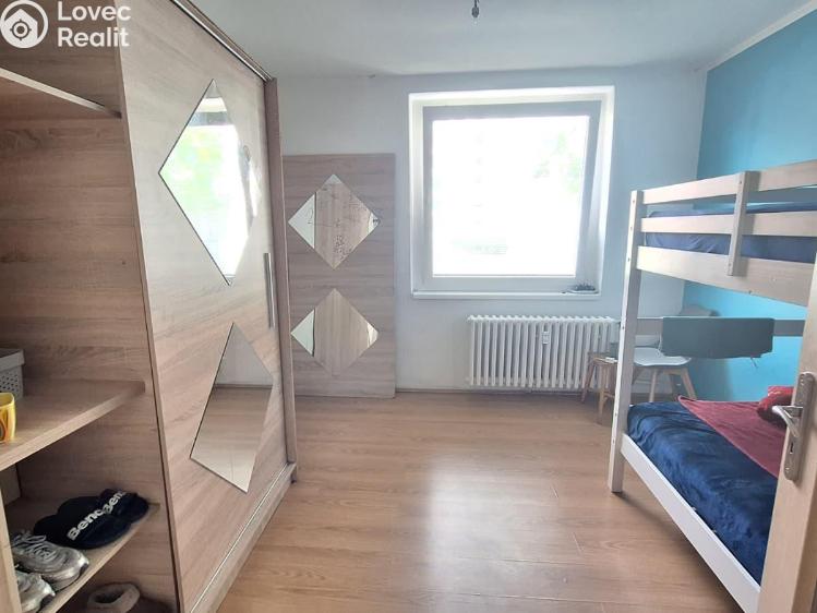 Prodej bytu 3+1 Teplice, Pod hvězdárnou 209/3 č. 9