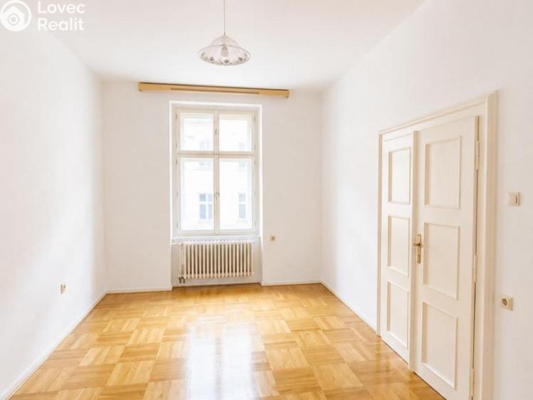 Pronájem bytu 3+KK Praha č. 5