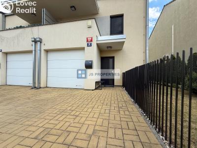 Rent apartment 5+KK Praha, Úbislavská č. 24