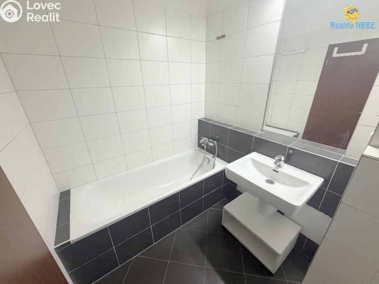 Pronájem bytu 2+KK Praha, Pod Harfou č. 10