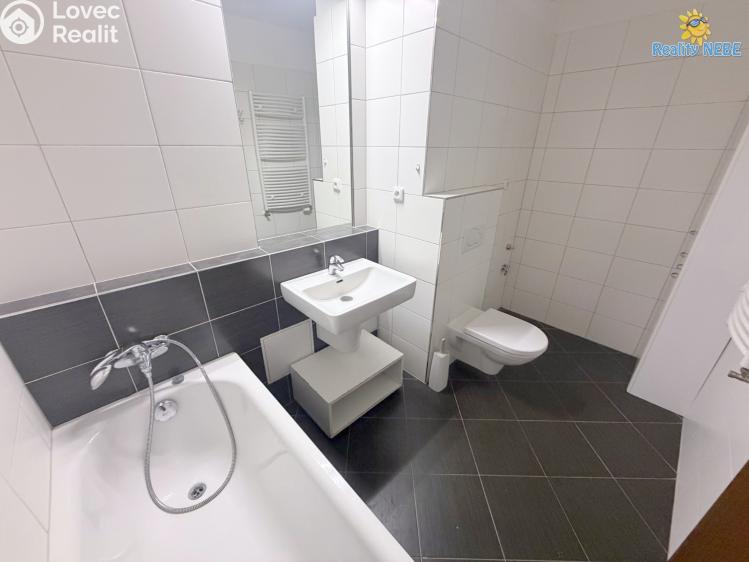 Pronájem bytu 2+KK Praha, Pod Harfou č. 11