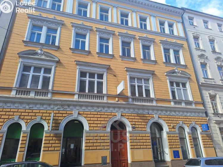 Prodej bytu 3+1 Praha, Na bělidle č. 11