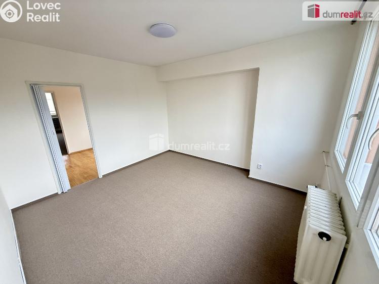 Pronájem bytu 3+1 Kralupy nad Vltavou, sídl. Hůrka č. 11