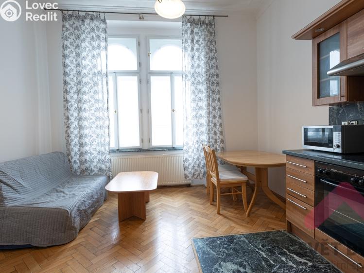 Pronájem bytu 2+KK Praha, Sokolovská 409/120 č. 4
