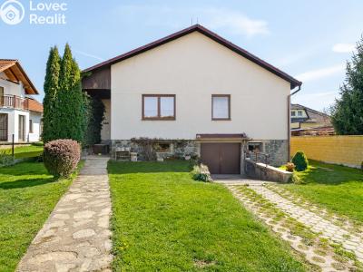 Продажа семейного дома Chýnov, Tyršova 438 č. 1